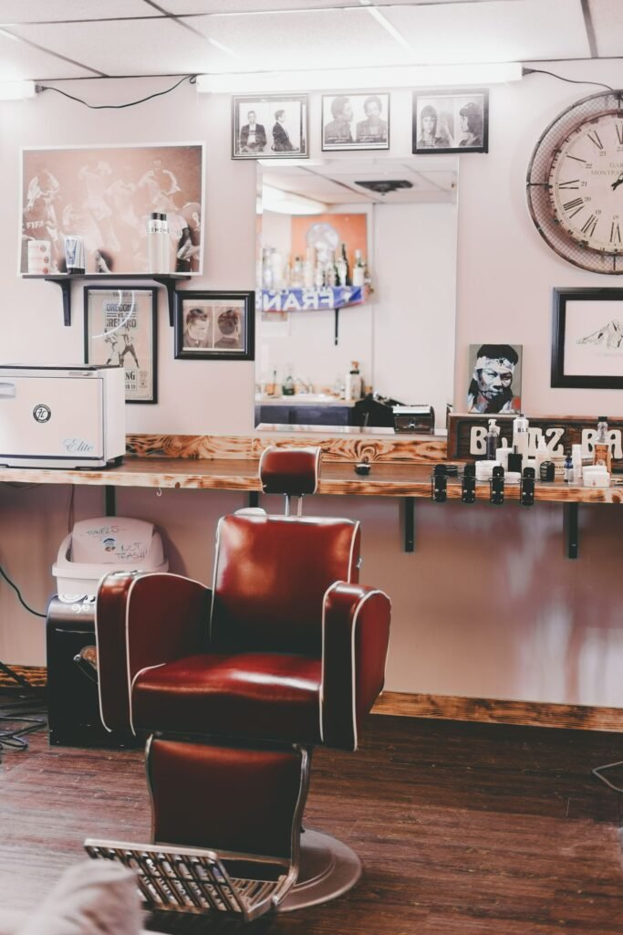Hair relaxer MDL: empty salon with a leather styling chair and mirror