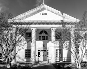 Roblox lawsuit: black and white view of a historic courthouse facade with columns